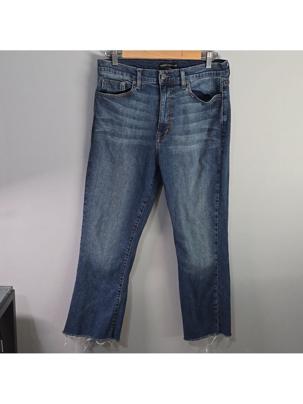 Modern American JEANS WOMEN'S size 12 31 Blue La Brea Crop Boot Cut Frayed-hem